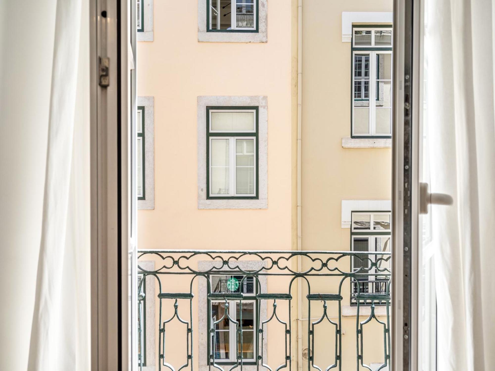 Akicity Baixa Out Lissabon